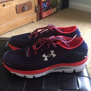 Under armor speed form athletic shoes